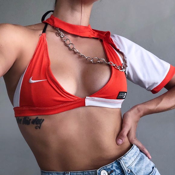 Nike Tops - NIKE CUSTOM BRA/SHOULDER PIECE SET
